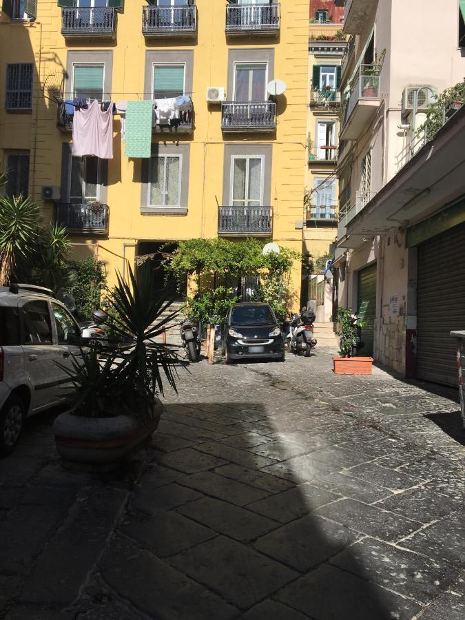 Residenza Chiaia Bed & Breakfast Naples Luaran gambar