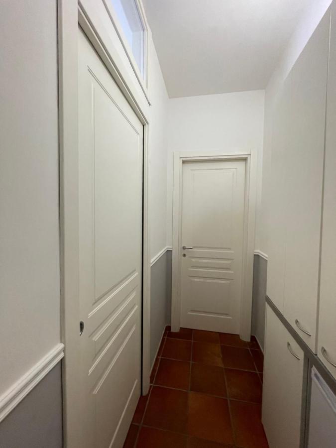Residenza Chiaia Bed & Breakfast Naples Luaran gambar