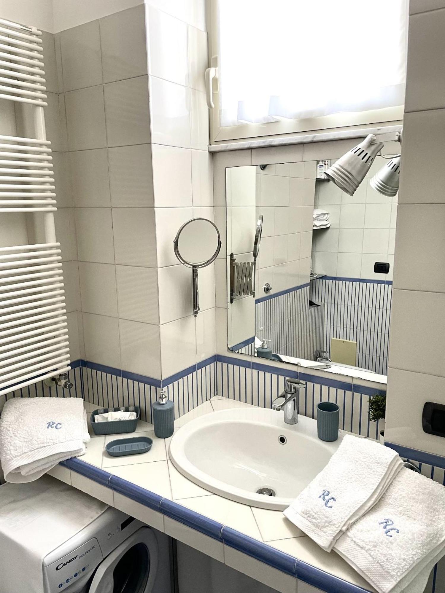 Residenza Chiaia Bed & Breakfast Naples Luaran gambar